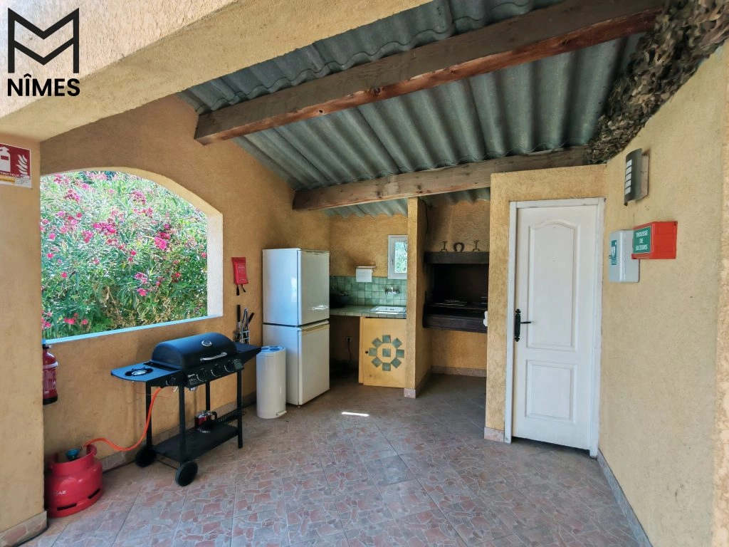 Pool house partagé avec les hôtes